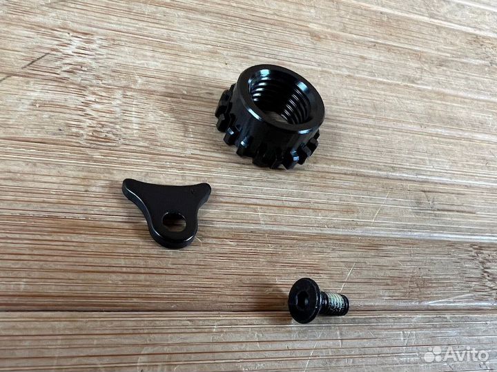 Гайка для вилки FOX QR 15 Geared Cam and Hardware