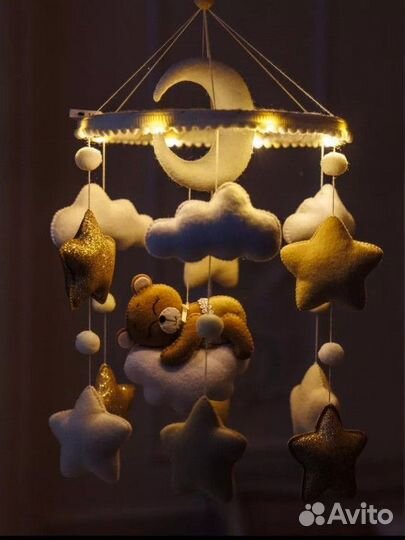 Мобиль в кроватку