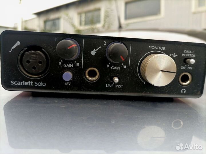 Звуковая внешняя Focusrite Scarlett solo
