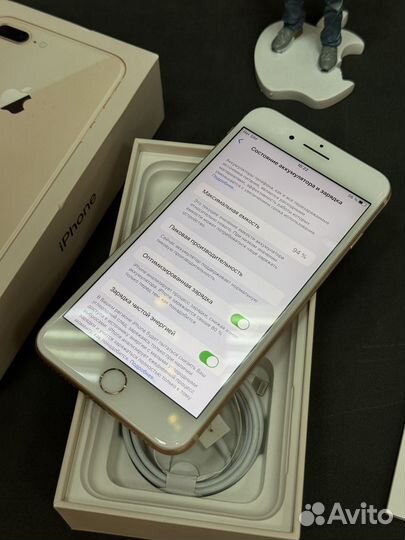 iPhone 8 Plus, 64 ГБ