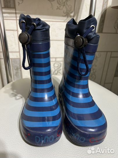 Резиновые сапоги