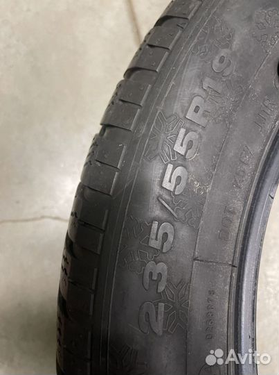 Dunlop SP Winter Sport 4D 235/55 R19 и 255/50 R19