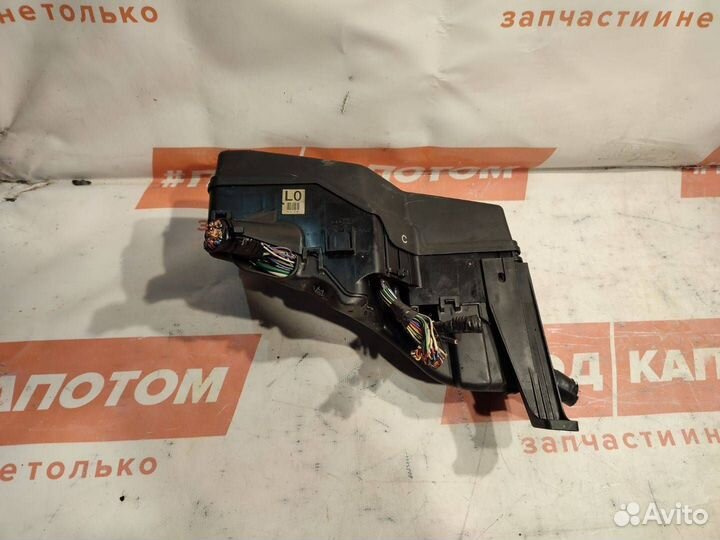 Блок предохранителей Peugeot 207