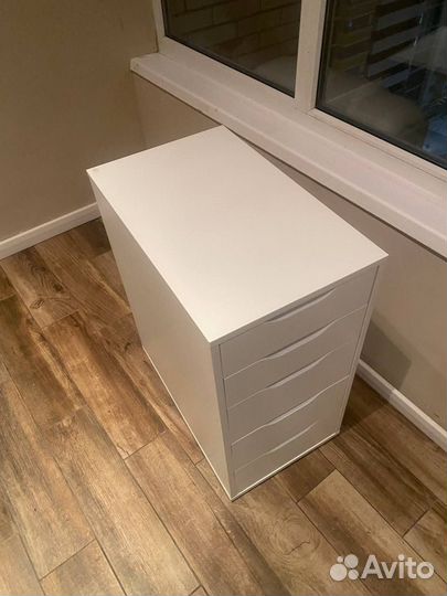 Комод белый