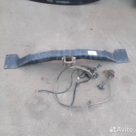 Фаркоп на volkswagen touareg 1