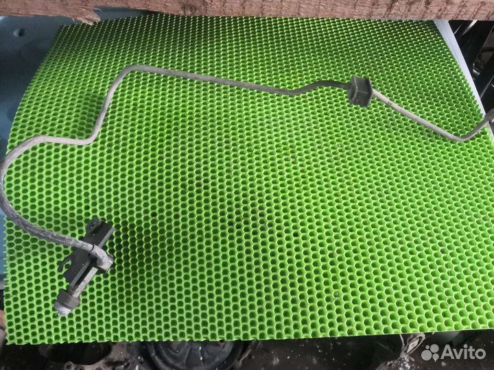 Трубка гура Ниссан Максима А32