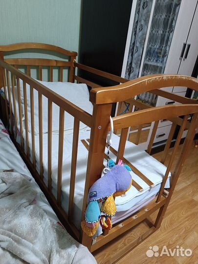 Детская кроватка