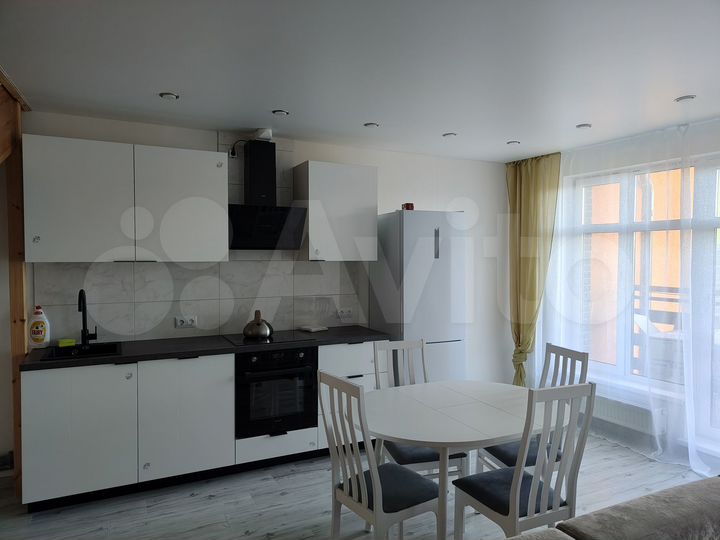 2-к. квартира, 74 м², 3/3 эт.