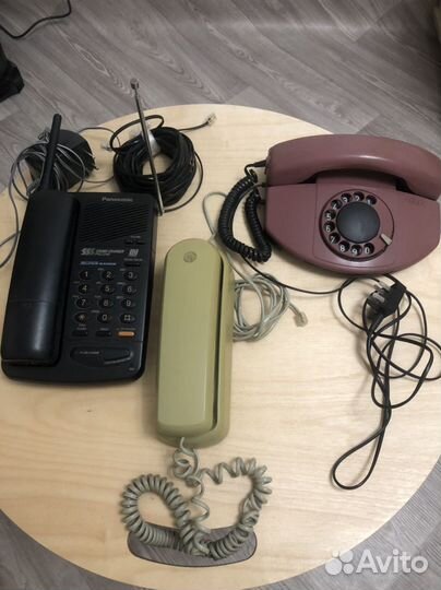Стационарные проводные телефоны