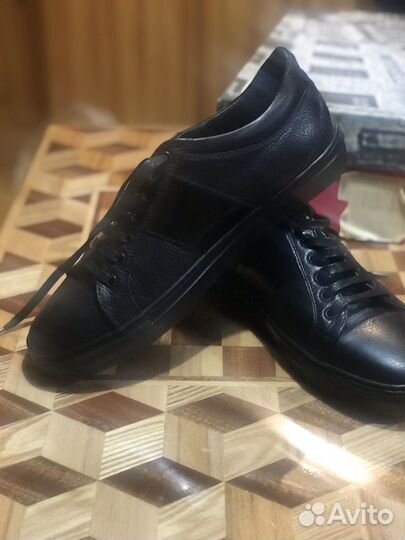 Кроссовки Roberto cavalli