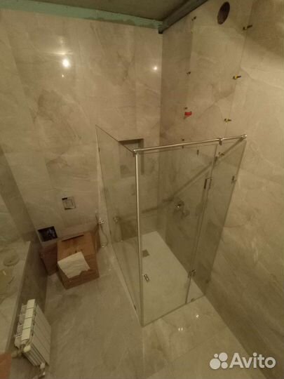 Стеклянные душевые кабины перегородки, двери