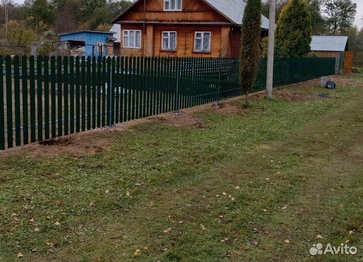 Забор из профнастила, откатные ворота