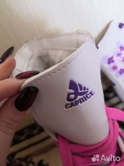 Коньки фигурные 34 размер новые