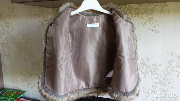 Жилет меховой с шортами 104-106 см