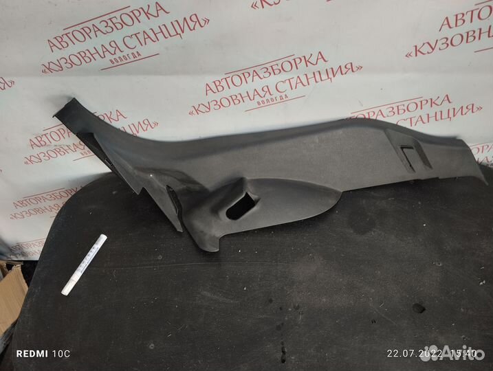 Обшивка стойки Opel Astra H 5HB