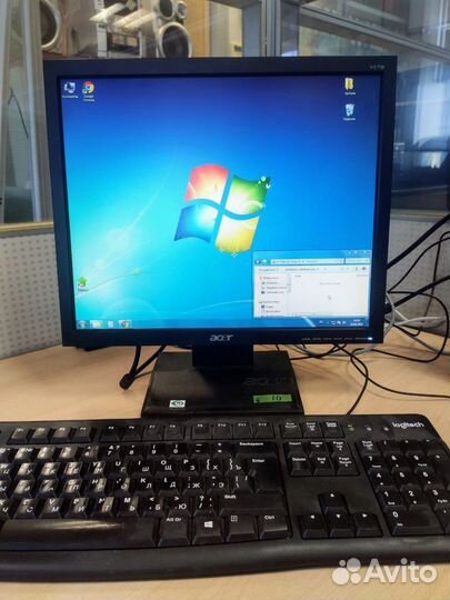 Монитор для компьютера 17