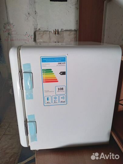 Компактный холодильник dexp