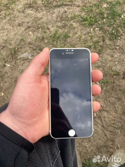 iPhone 7, 32 ГБ