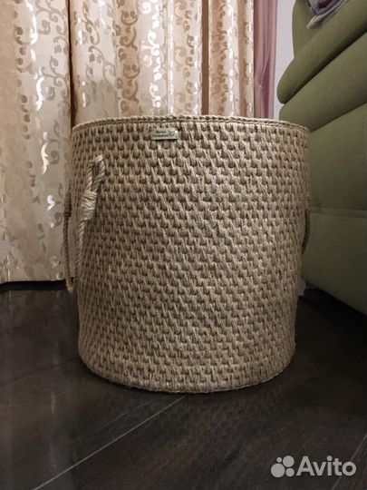 Корзина плетеная с ручкой