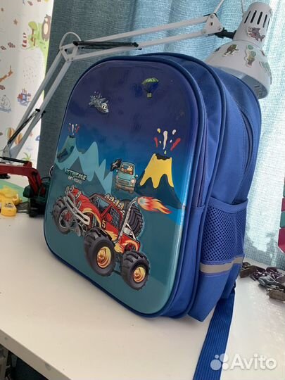 Рюкзак школьный