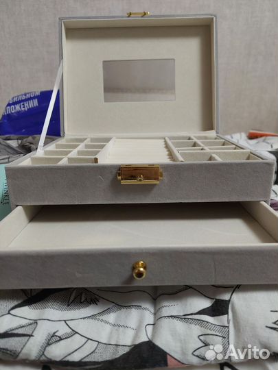 Шкатулка для украшений