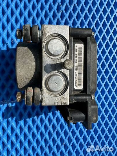 Блок abs Nissan Almera G15