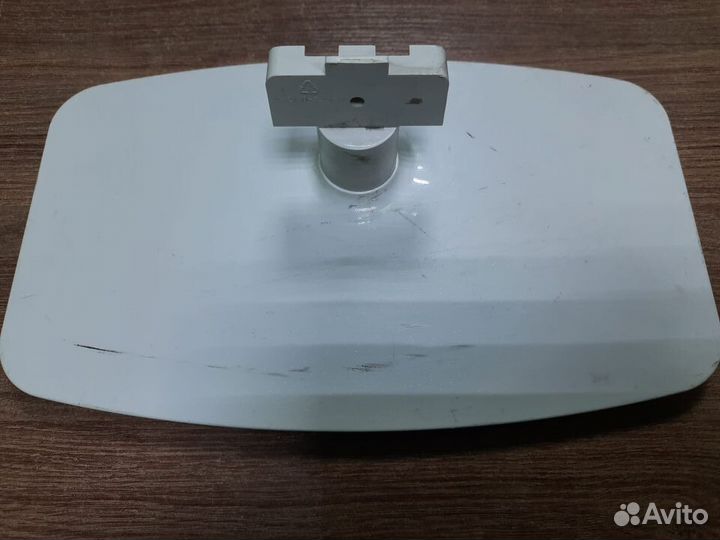 Подставка для телевизора Mystery mtv-2218lw белая