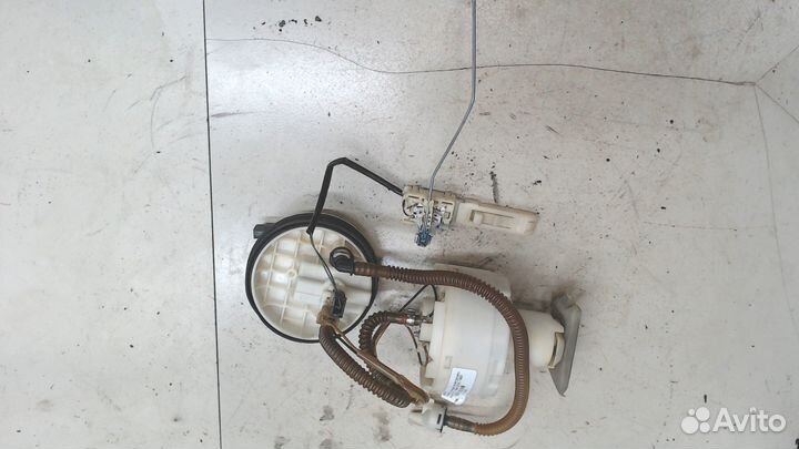 Насос топливный электрический Audi A4 (B5), 1995