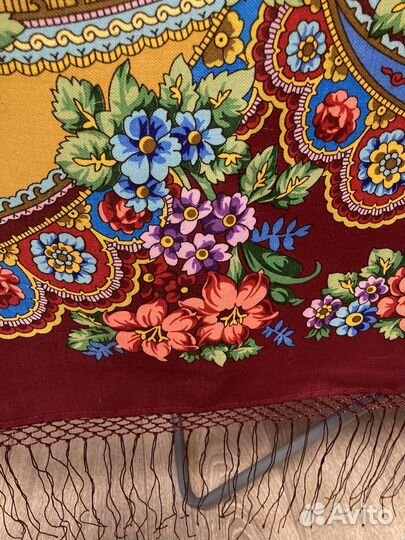 Павловопосадский платок времена года