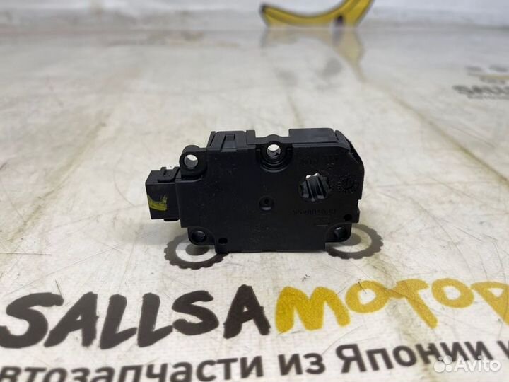 Сервопривод заслонки отопителя Audi A4 B9 (8W)