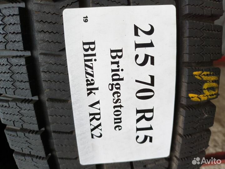 Bridgestone Blizzak VRX2 215/70 R15