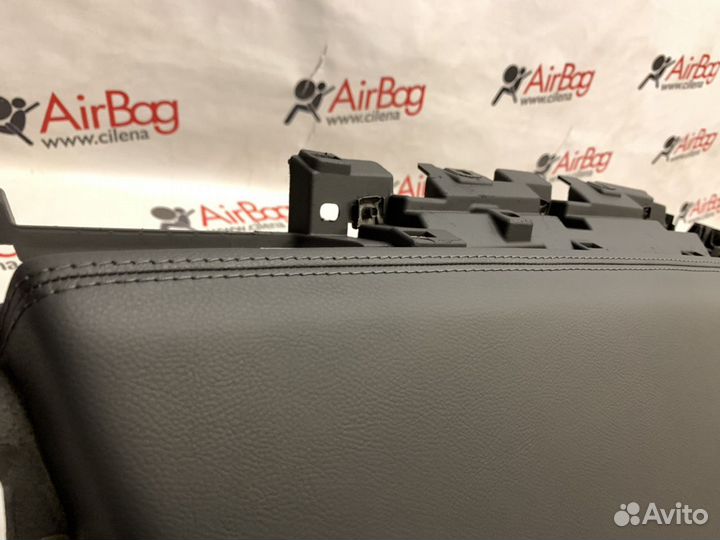 Торпедо панель приборов Audi a8 d4 кожа