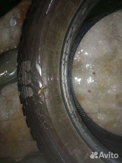 Yokohama IceGuard Stud IG65 235/60 R18