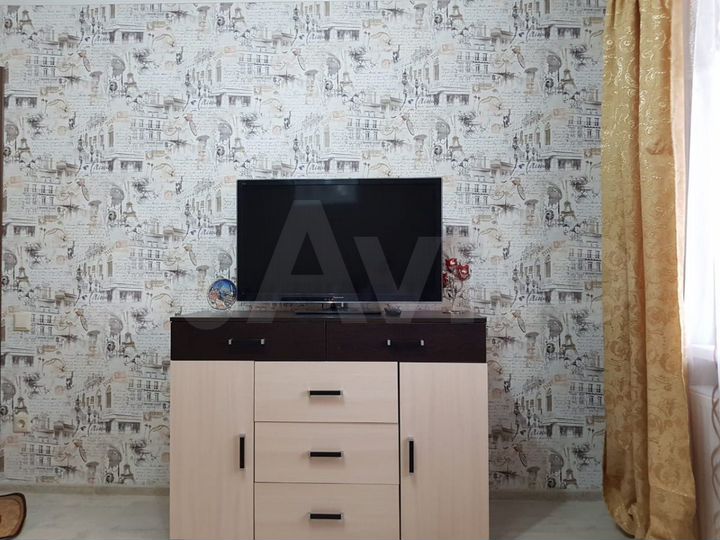 1-к. квартира, 42 м², 8/10 эт.