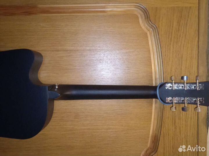 Акустическая гитара бу