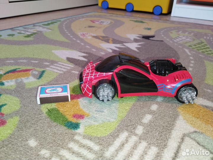 Бэтмобиль со звуком и светом