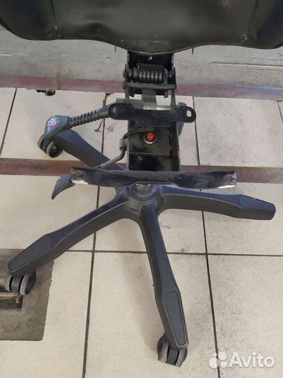 Кресло компьютерное игровое на запчасти