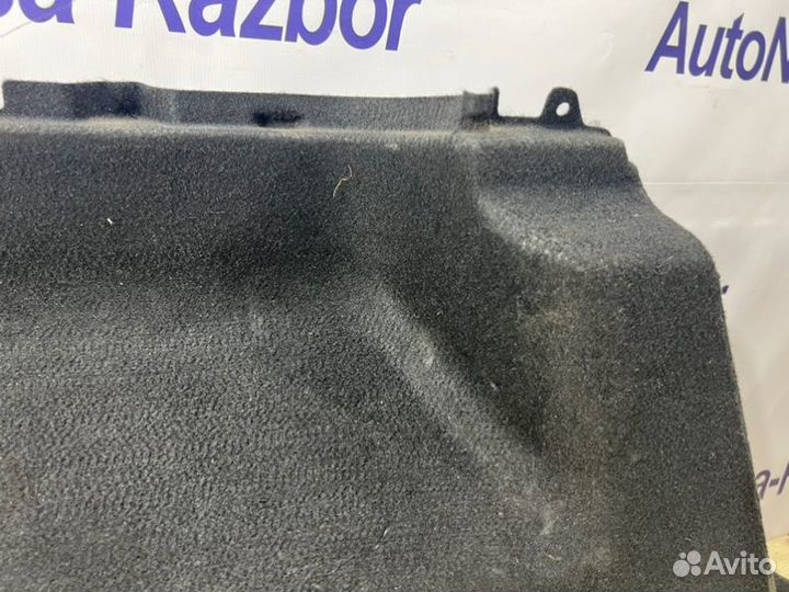 Обшивка багажника левая Kia Ceed универсал G4FC