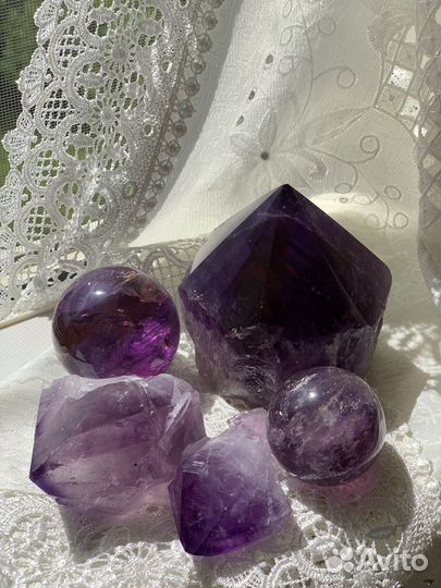 Аметист кристалл, большой, фантомный