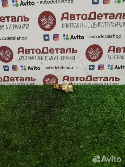 Датчик коленвала Opel Astra J 2010 55571994