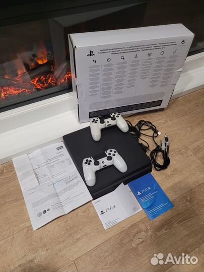 Sony playstation 4 slim 500gb+2геймпада+много игр