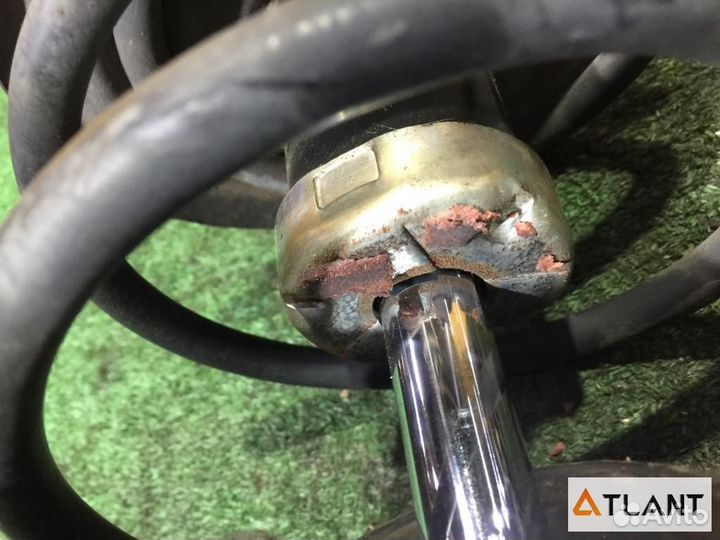 Стойка передняя toyota vitz