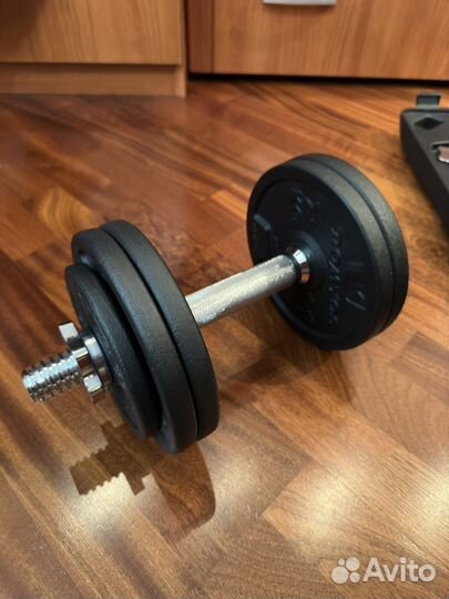 Набор гантелей