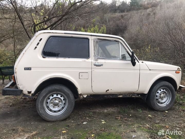 LADA 4x4 (Нива) 1.6 МТ, 1985, 200 000 км