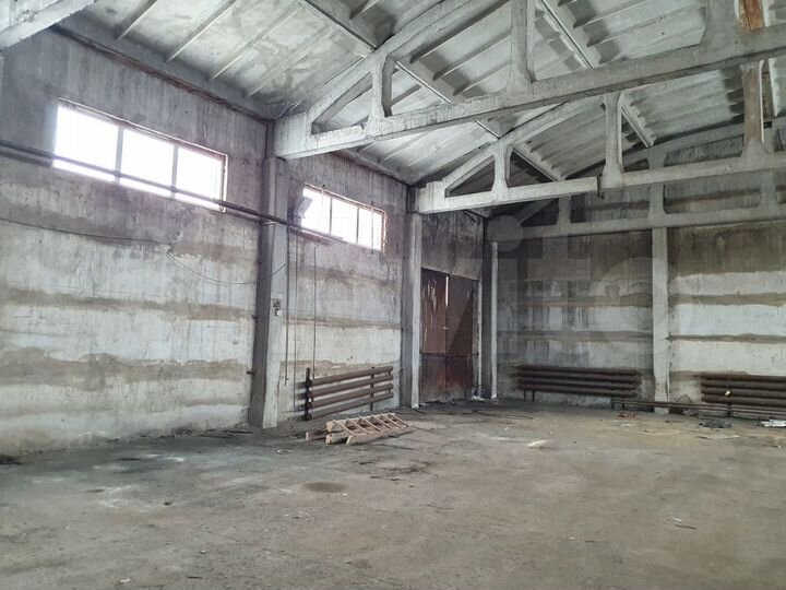 Склад, 1300 м²