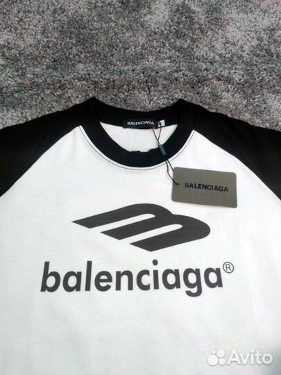 Футболки Balenciaga Black & White