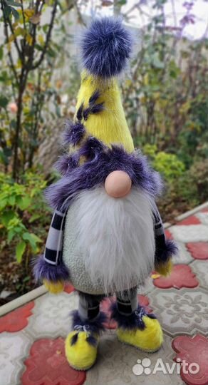 Новогодние гномы ручной работы (83-87см.)