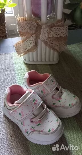 Кроссовки детские, 20 размер