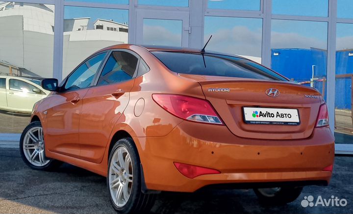 Hyundai Solaris 1.6 AT, 2015, 236 000 км