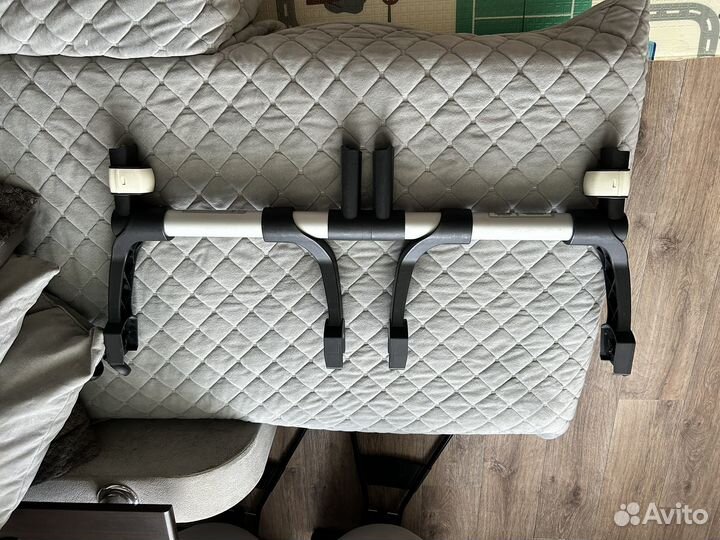 Автолюльки Maxi-cosi для двойни с адаптером